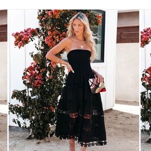 Vici underwood strapless smocked crochet midi dress off white NWT size large